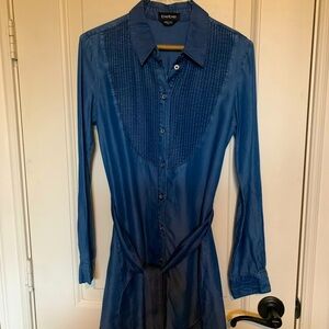 New Bebe Denim Chambray Button-down Belted Shirt Dress - tried on only, NWOT